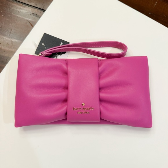 Lovely Kate Spade Millie Bow Wristlet NWT - Picture 4 of 8